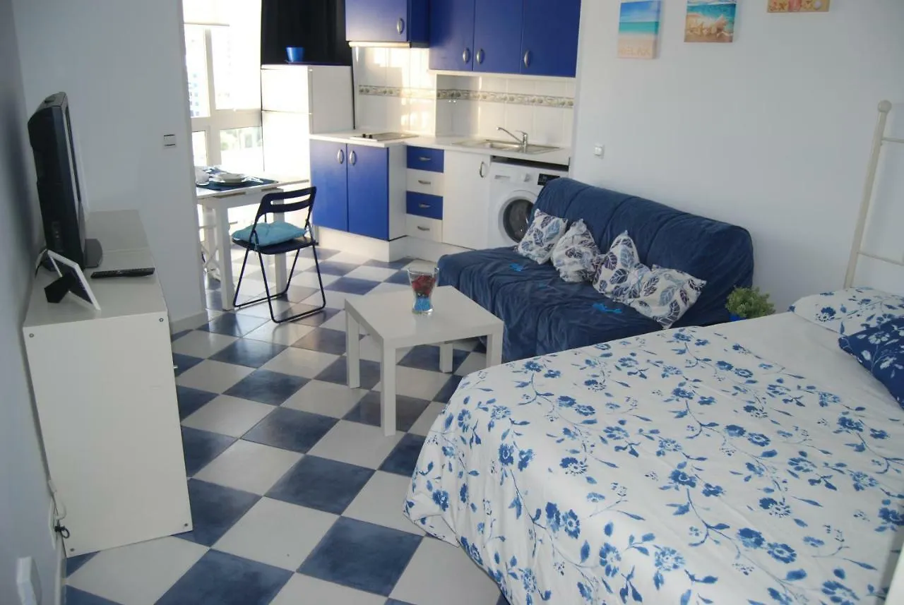 M3 904 Azul Mediterráneo bonito y confortable estudio location